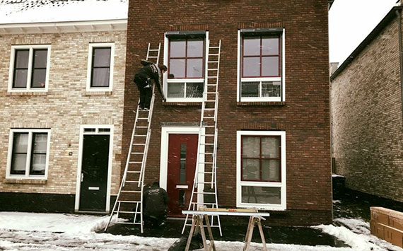 Solar rolluiken kooloos zon en huis