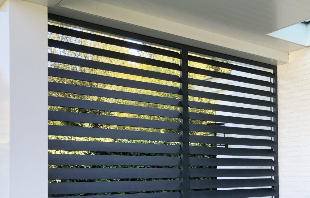aluminium shutters van StyleShutters & Luxxout koop je bij Kooloos Zon & Huis